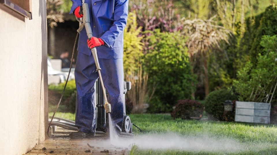 power wash house